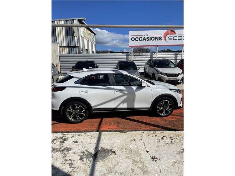 voiture occasion KIA XCEE-D à la Réunion disponible sur noutlauto.re