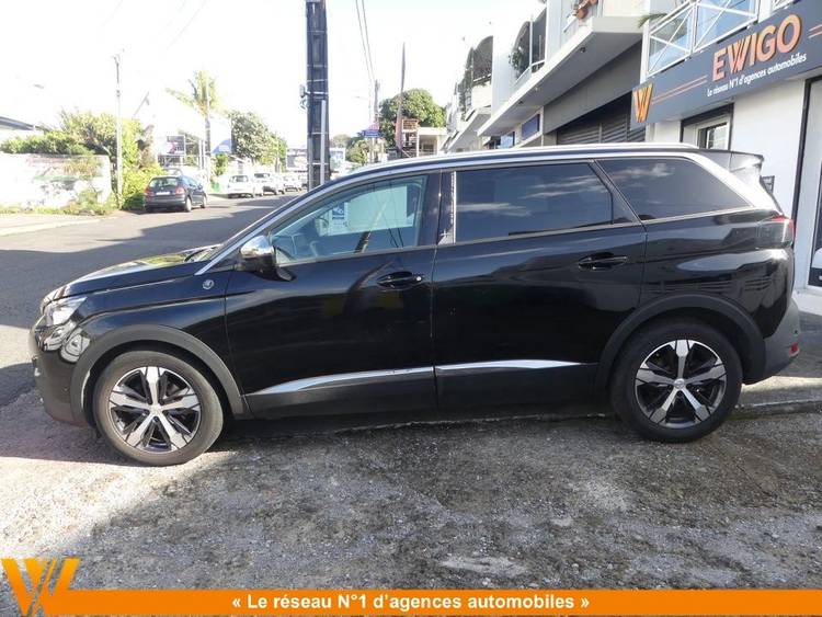 voiture occasion PEUGEOT 5008 à la Réunion disponible sur noutlauto.re