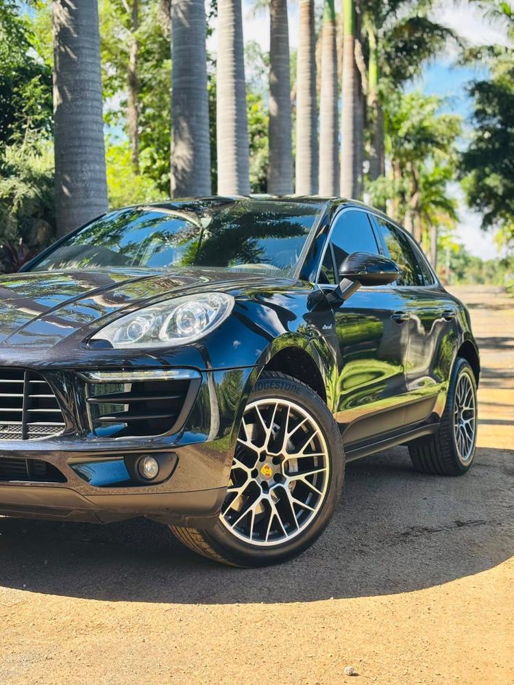 voiture occasion PORSCHE MACAN à la Réunion disponible sur noutlauto.re