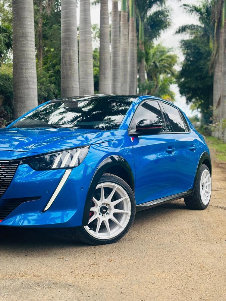 voiture occasion PEUGEOT 208 à la Réunion disponible sur noutlauto.re