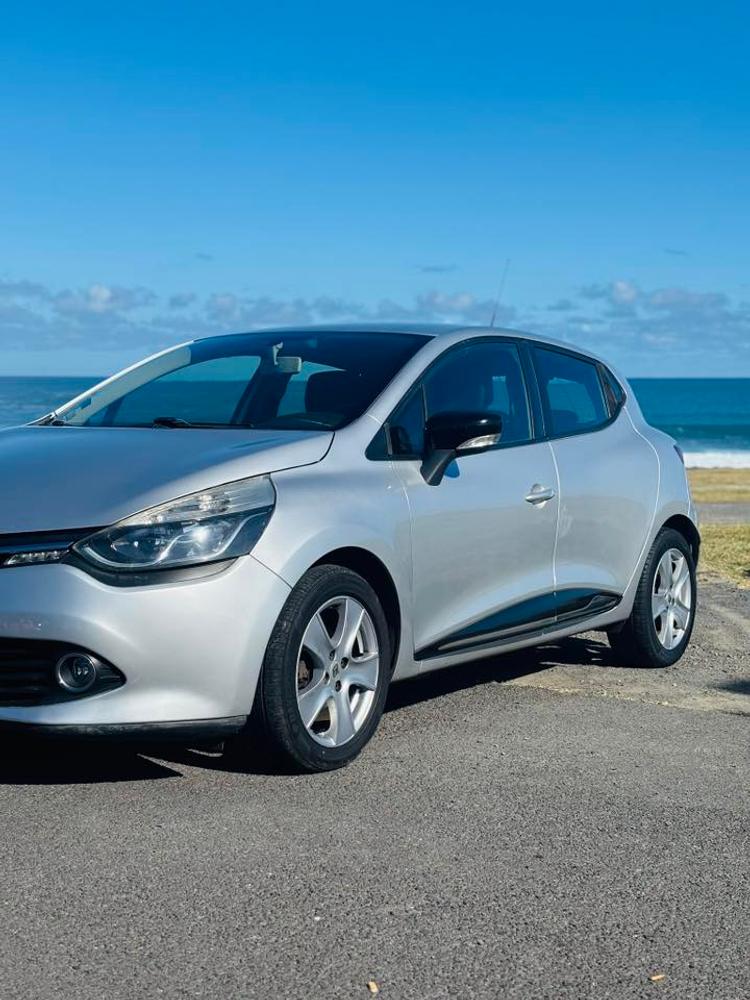 voiture occasion RENAULT CLIO à la Réunion disponible sur noutlauto.re