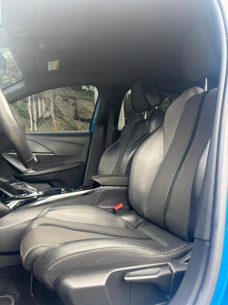 voiture occasion PEUGEOT 208 à la Réunion disponible sur noutlauto.re