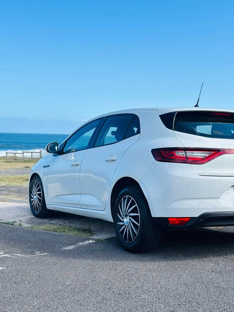 voiture occasion RENAULT MEGANE à la Réunion disponible sur noutlauto.re