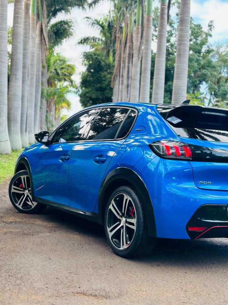 voiture occasion PEUGEOT 208 à la Réunion disponible sur noutlauto.re