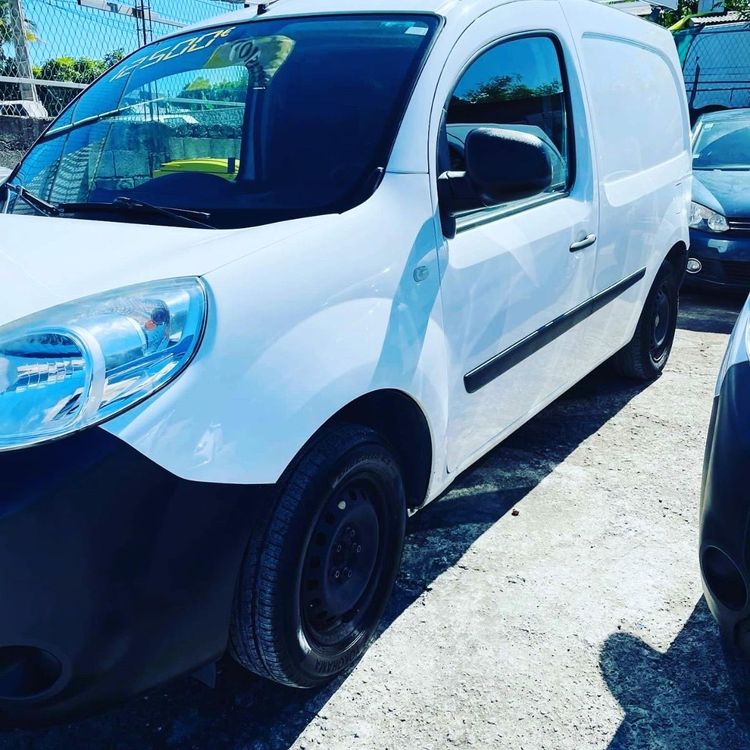 voiture occasion RENAULT KANGOO à la Réunion disponible sur noutlauto.re
