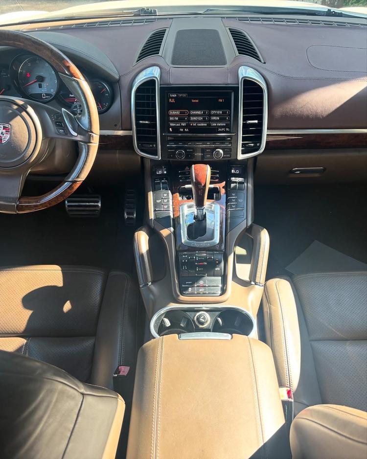 voiture occasion PORSCHE CAYENNE à la Réunion disponible sur noutlauto.re