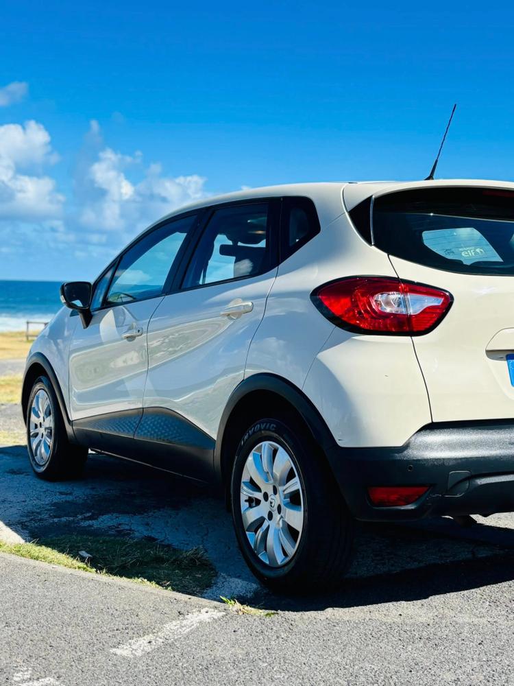 voiture occasion RENAULT CAPTUR à la Réunion disponible sur noutlauto.re