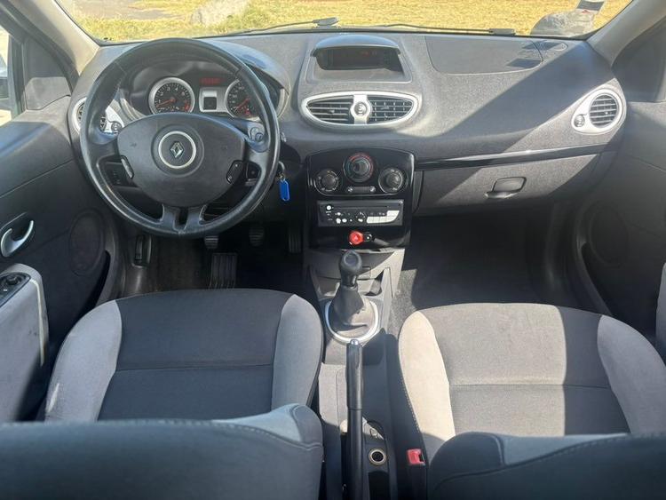 voiture occasion RENAULT CLIO à la Réunion disponible sur noutlauto.re