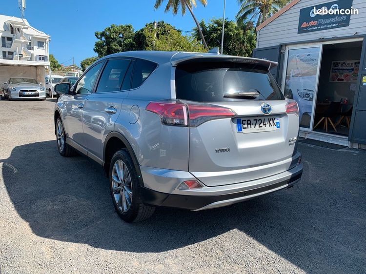 voiture occasion TOYOTA RAV4 à la Réunion disponible sur noutlauto.re