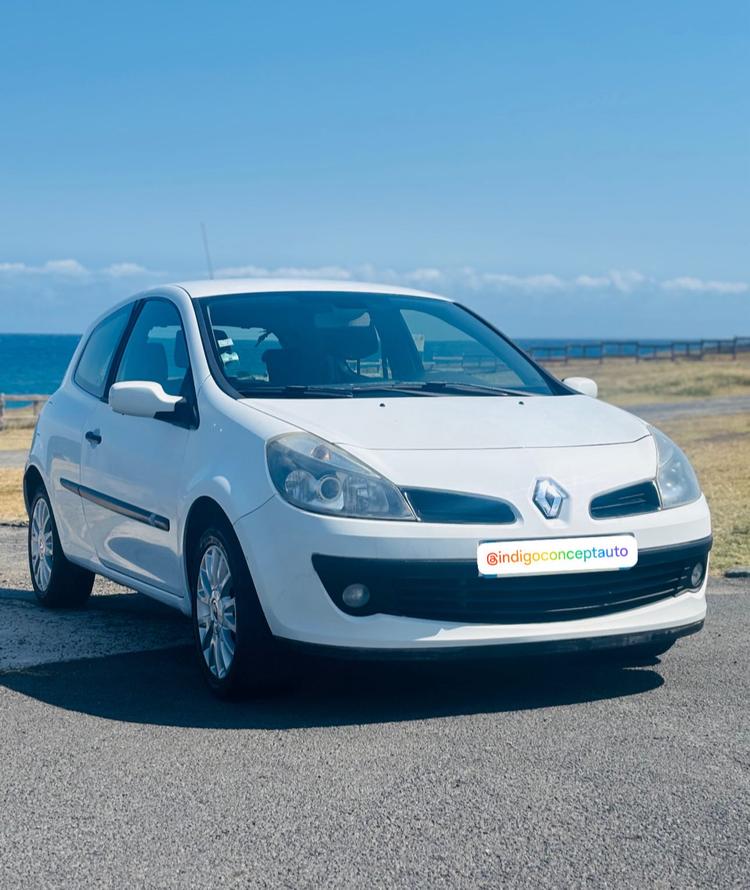 voiture occasion RENAULT CLIO à la Réunion disponible sur noutlauto.re