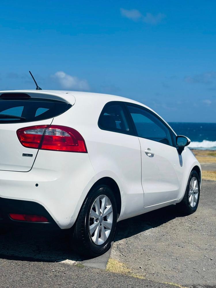 voiture occasion KIA RIO à la Réunion disponible sur noutlauto.re