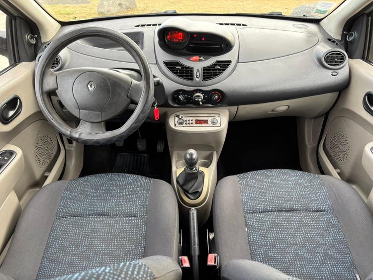 voiture occasion RENAULT TWINGO à la Réunion disponible sur noutlauto.re