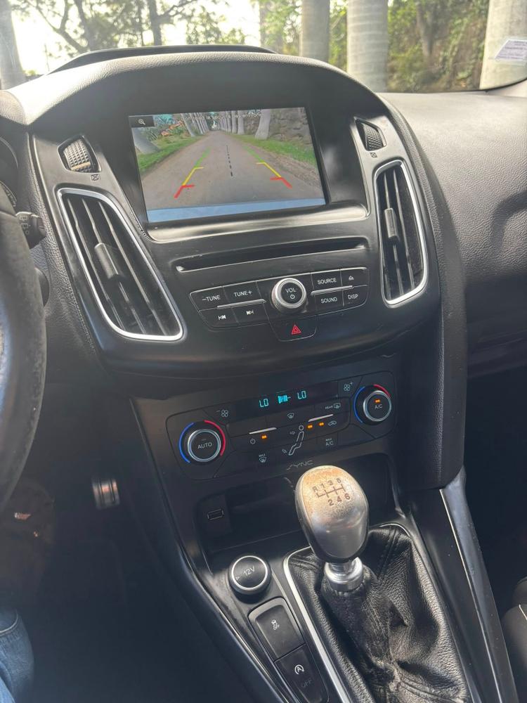 voiture occasion FORD FOCUS à la Réunion disponible sur noutlauto.re