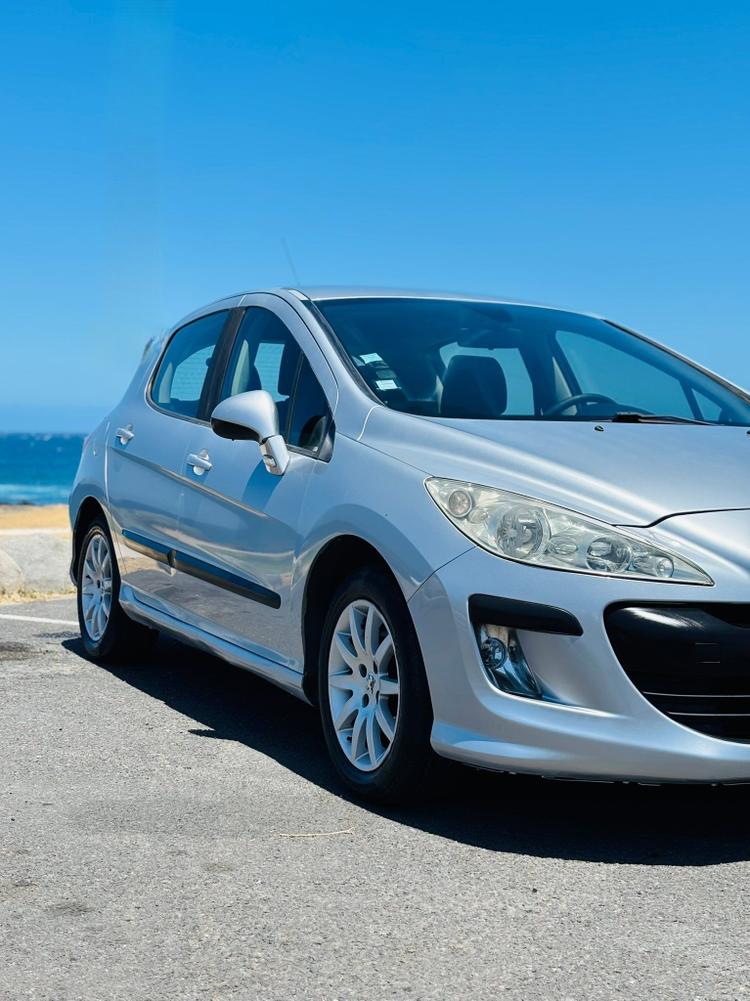 voiture occasion PEUGEOT 207 à la Réunion disponible sur noutlauto.re