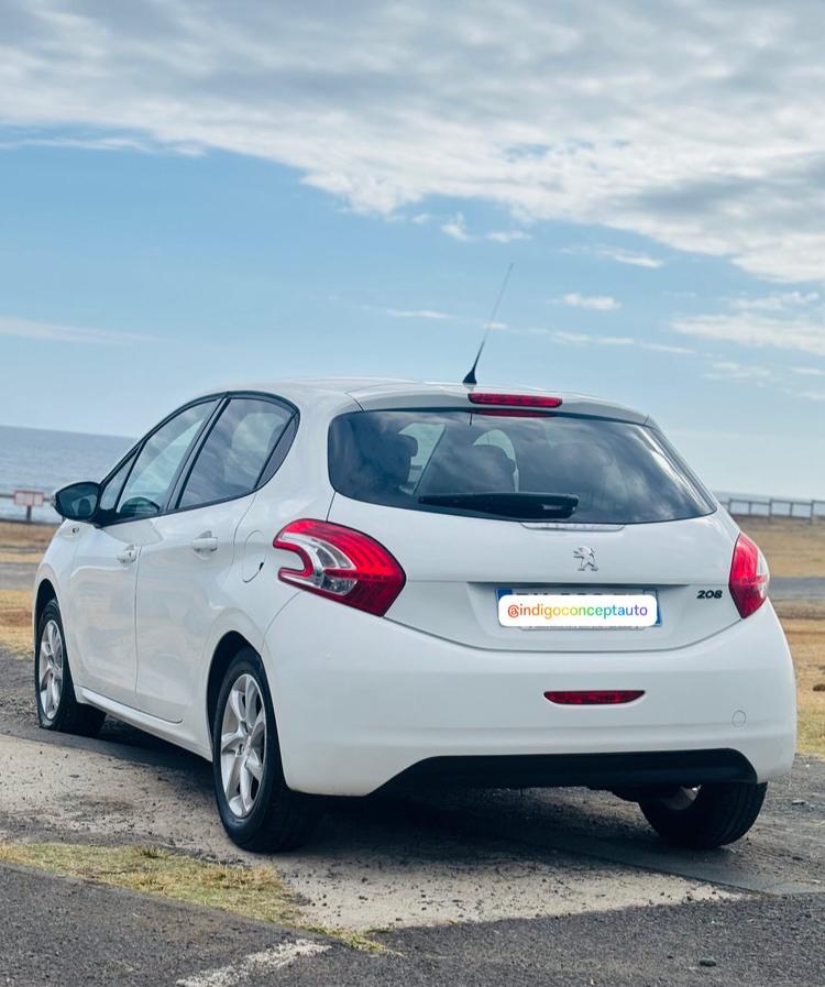 voiture occasion PEUGEOT 208 à la Réunion disponible sur noutlauto.re