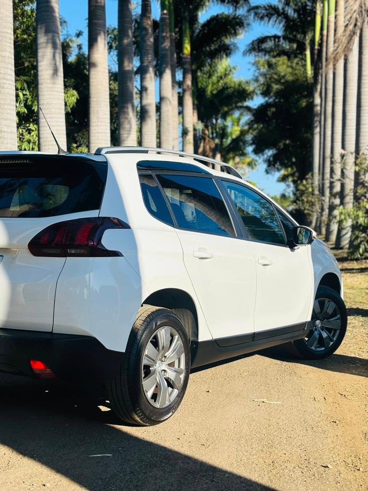 voiture occasion PEUGEOT 2008 à la Réunion disponible sur noutlauto.re