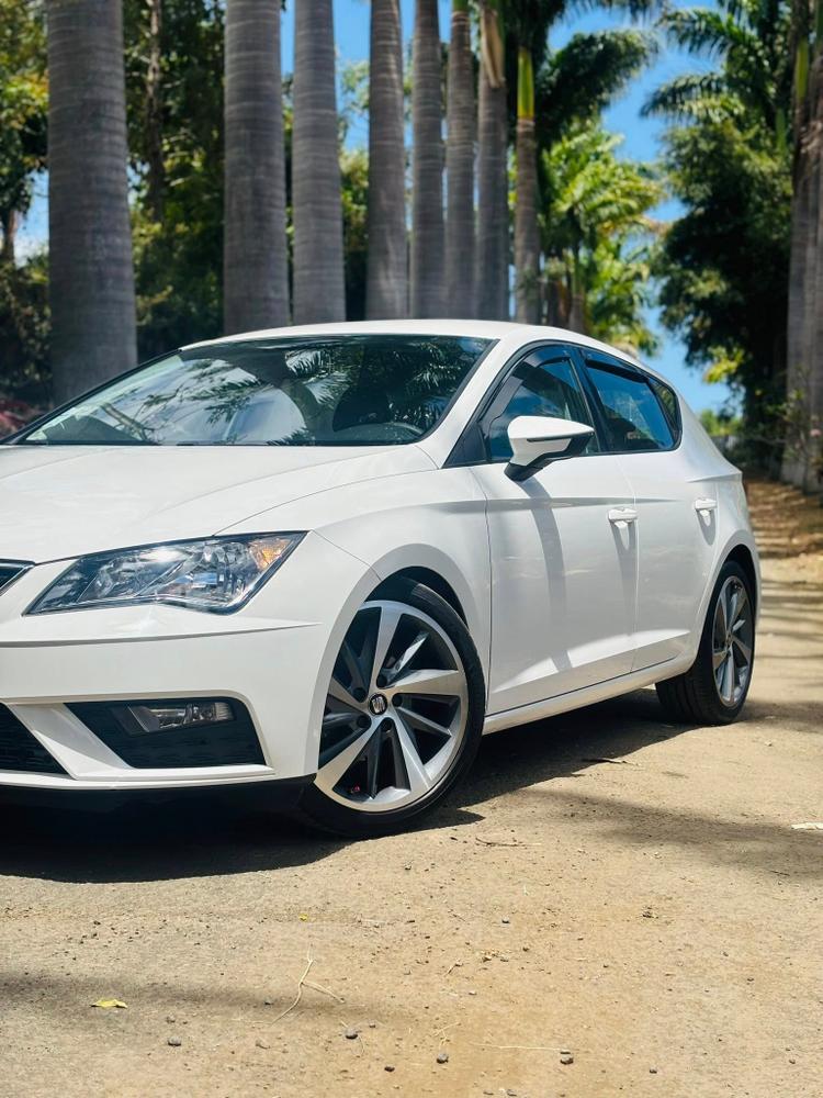 voiture occasion SEAT LEON à la Réunion disponible sur noutlauto.re