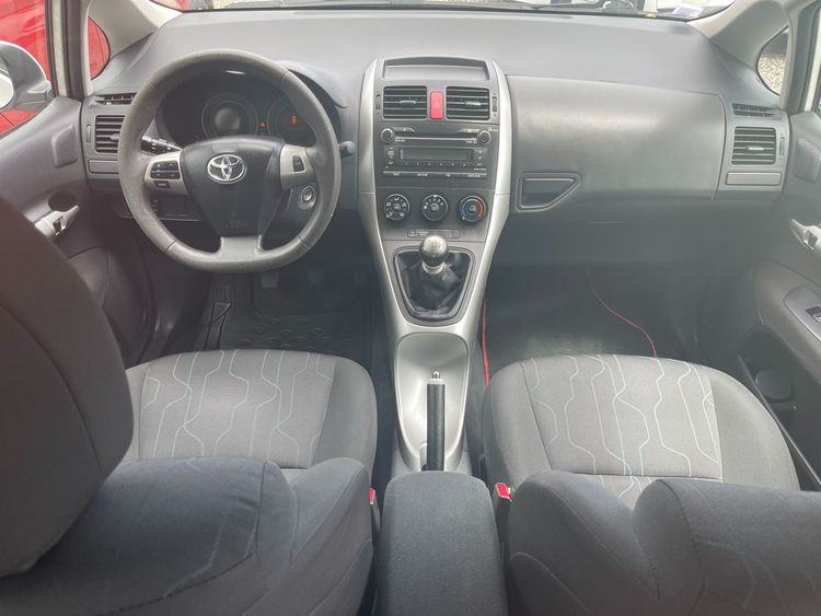 voiture occasion TOYOTA AURIS à la Réunion disponible sur noutlauto.re