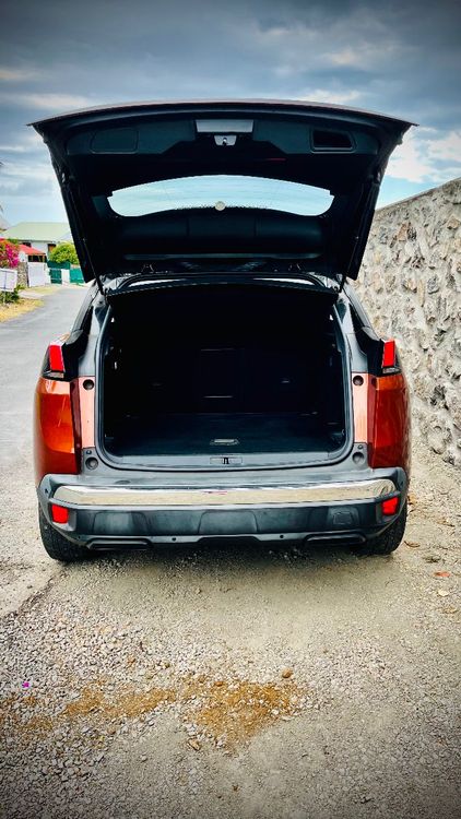 voiture occasion PEUGEOT 3008 à la Réunion disponible sur noutlauto.re