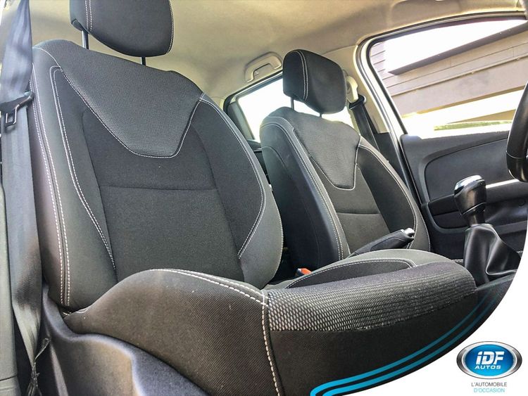 voiture occasion RENAULT CLIO à la Réunion disponible sur noutlauto.re