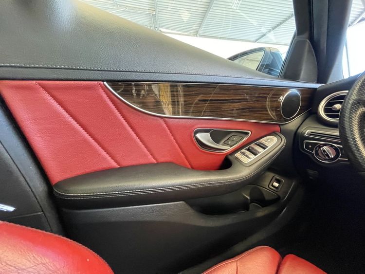 voiture occasion MERCEDES CLASSE C à la Réunion disponible sur noutlauto.re