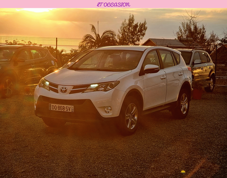 voiture occasion TOYOTA RAV4 à la Réunion disponible sur noutlauto.re