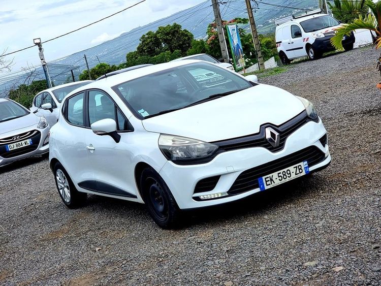 voiture occasion RENAULT CLIO à la Réunion disponible sur noutlauto.re