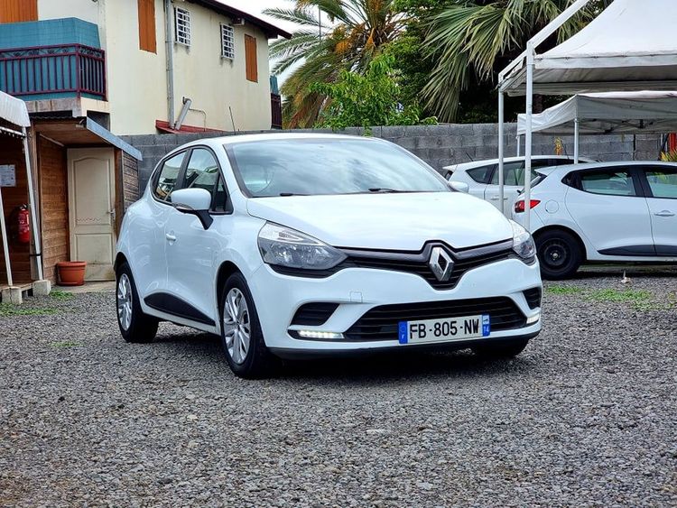 voiture occasion RENAULT CLIO à la Réunion disponible sur noutlauto.re