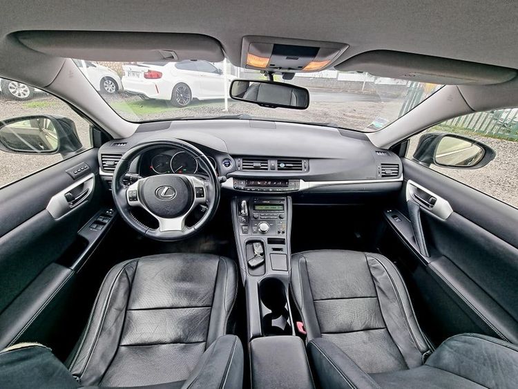 voiture occasion LEXUS ÉVASION  à la Réunion disponible sur noutlauto.re