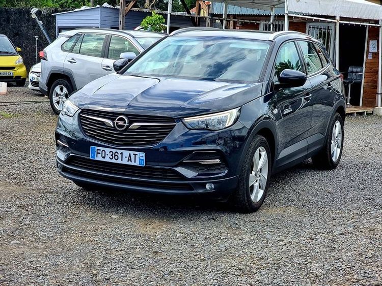 voiture occasion OPEL GRANDLAND X à la Réunion disponible sur noutlauto.re