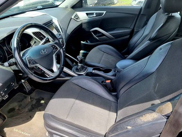 voiture occasion HYUNDAI VELOSTER à la Réunion disponible sur noutlauto.re