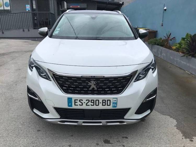 voiture occasion PEUGEOT 3008 à la Réunion disponible sur noutlauto.re