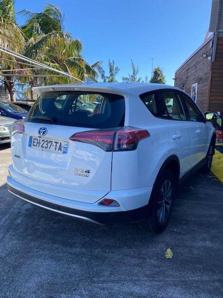 voiture occasion TOYOTA RAV4 à la Réunion disponible sur noutlauto.re