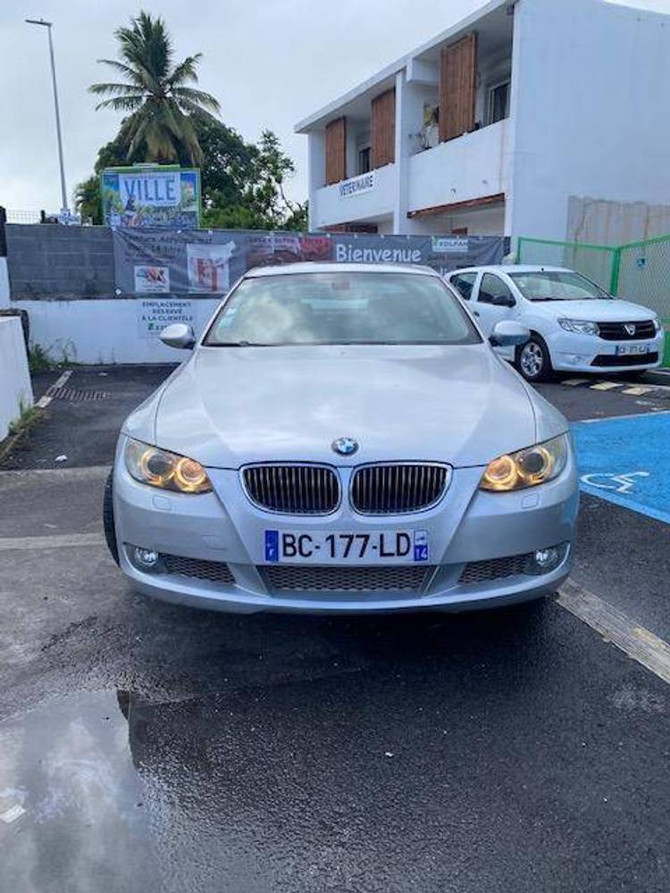 voiture occasion BMW SERIE 3 à la Réunion disponible sur noutlauto.re