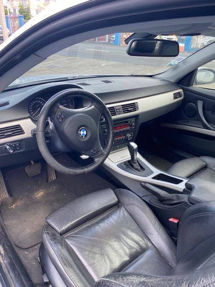 voiture occasion BMW SERIE 3 à la Réunion disponible sur noutlauto.re
