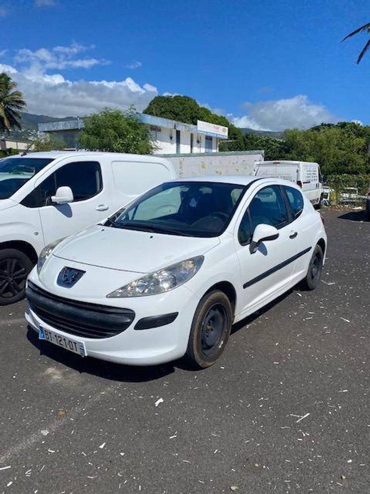 voiture occasion PEUGEOT 207 à la Réunion disponible sur noutlauto.re