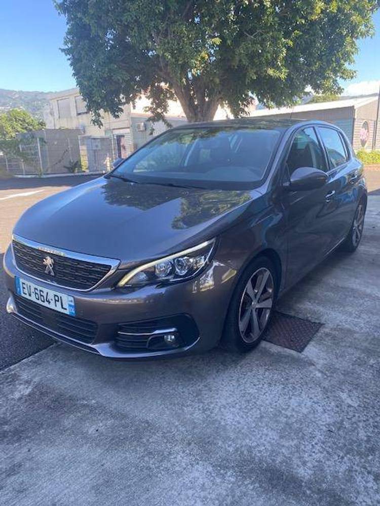 voiture occasion PEUGEOT 308 à la Réunion disponible sur noutlauto.re