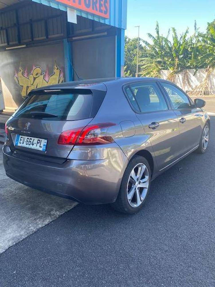 voiture occasion PEUGEOT 308 à la Réunion disponible sur noutlauto.re