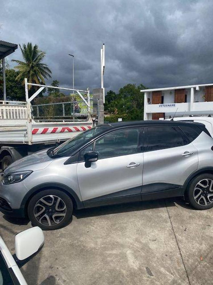 voiture occasion RENAULT CAPTUR à la Réunion disponible sur noutlauto.re