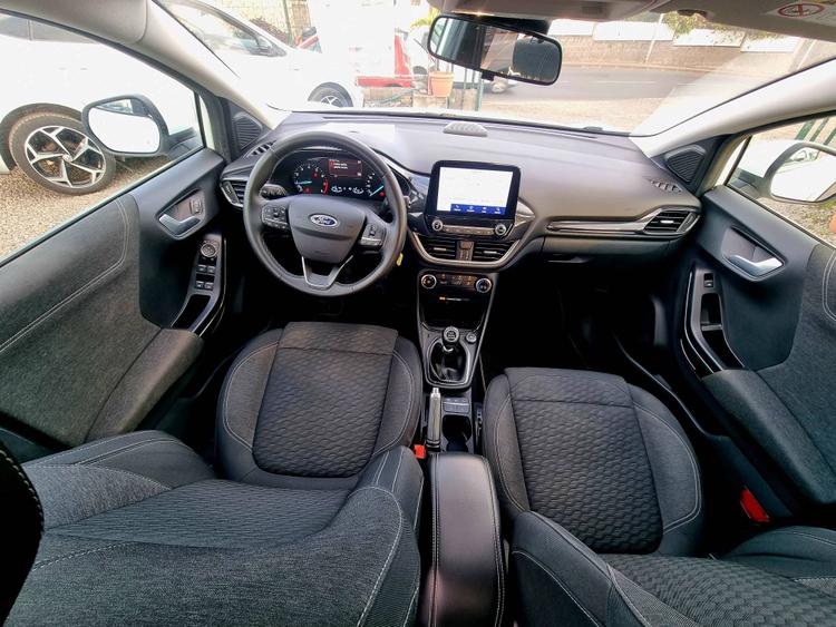 voiture occasion FORD PUMA à la Réunion disponible sur noutlauto.re