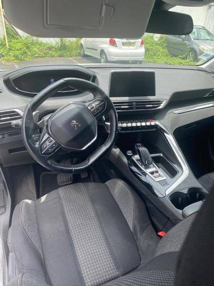 voiture occasion PEUGEOT 3008 à la Réunion disponible sur noutlauto.re
