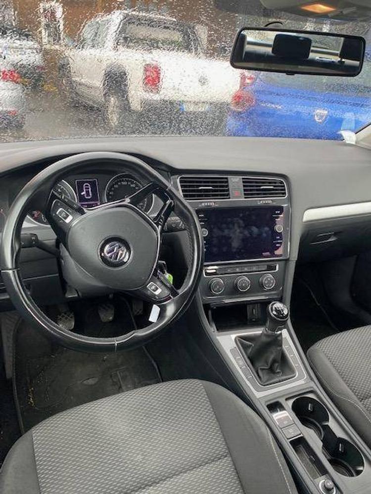 voiture occasion VOLKSWAGEN GOLF à la Réunion disponible sur noutlauto.re