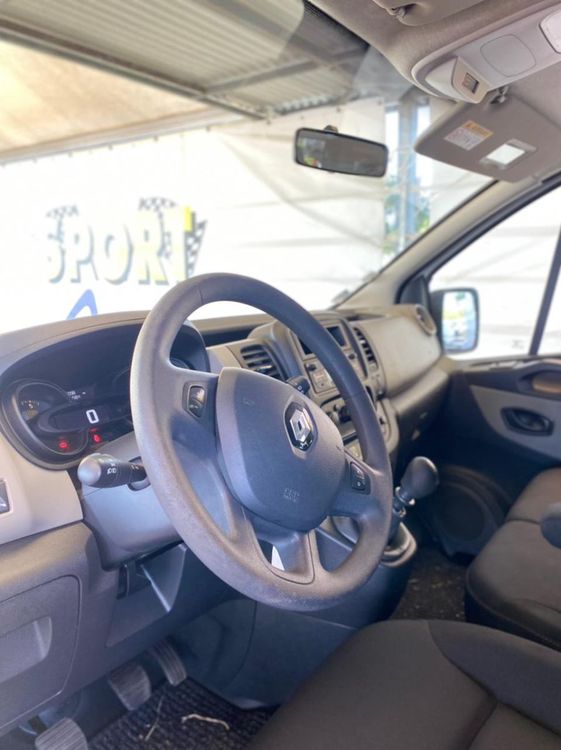 voiture occasion RENAULT TRAFIC à la Réunion disponible sur noutlauto.re