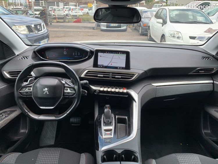 voiture occasion PEUGEOT 3008 à la Réunion disponible sur noutlauto.re