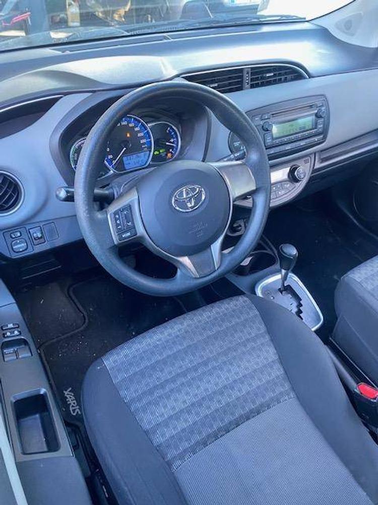 voiture occasion TOYOTA  YARIS à la Réunion disponible sur noutlauto.re