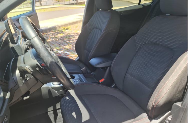 voiture occasion FORD  FOCUS à la Réunion disponible sur noutlauto.re