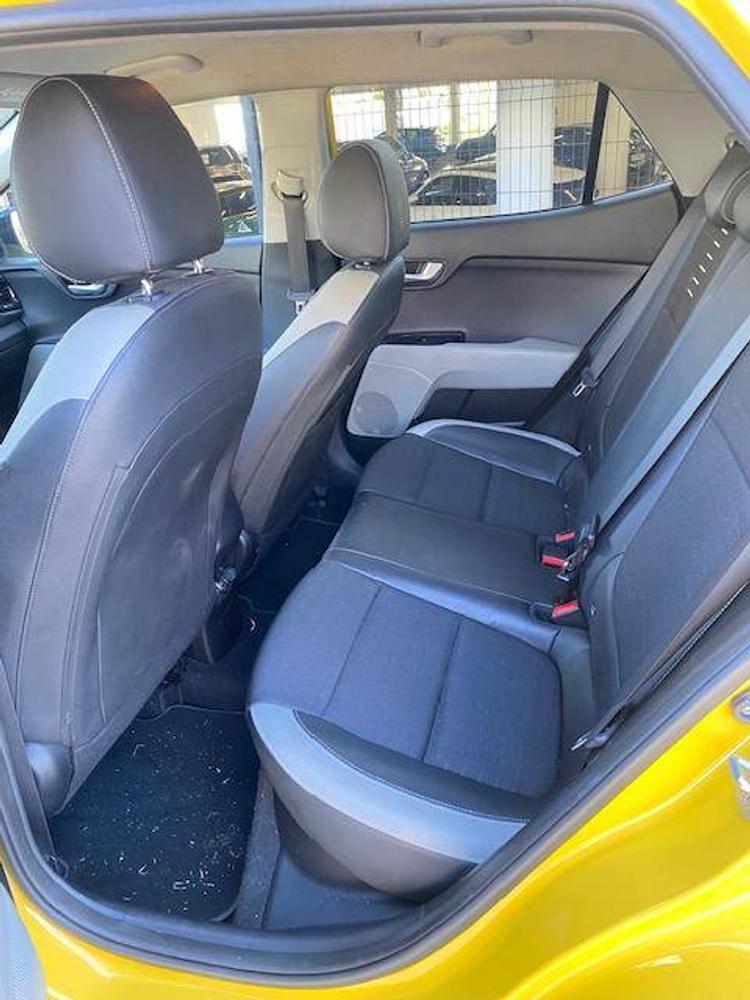 voiture occasion KIA  STONIC à la Réunion disponible sur noutlauto.re