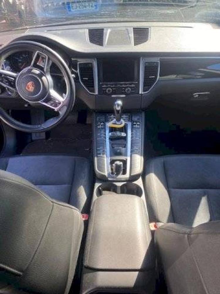 voiture occasion PORSCHE  MACAN à la Réunion disponible sur noutlauto.re