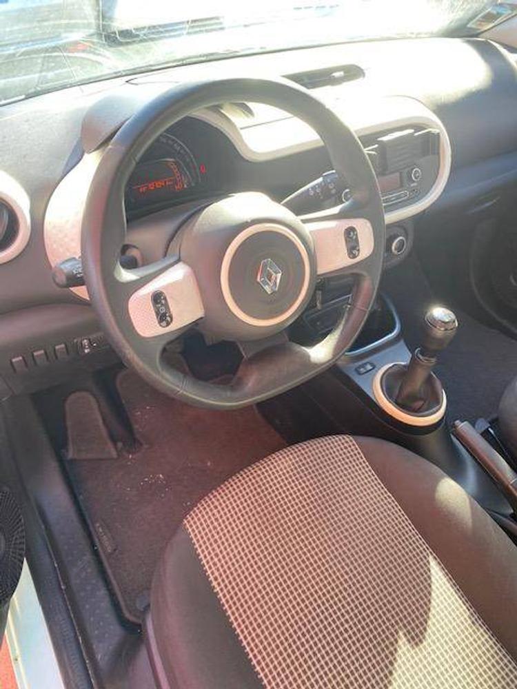 voiture occasion RENAULT  TWINGO à la Réunion disponible sur noutlauto.re