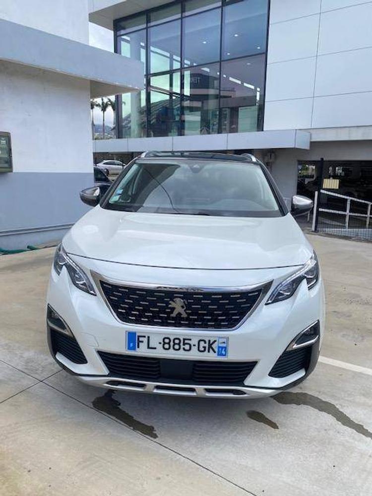 voiture occasion PEUGEOT  3008 à la Réunion disponible sur noutlauto.re